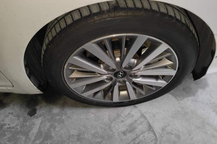 Used Hyundai Mistra 2017 1.6T Automatic Smart GLS China V Standard Right Front Wheel Hub