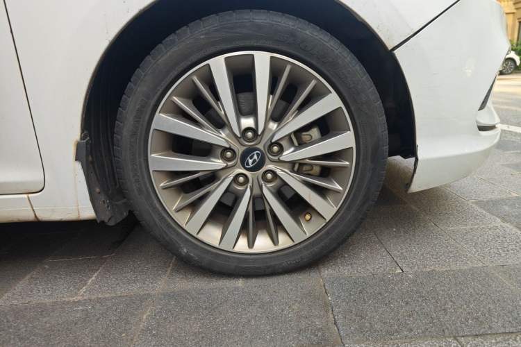 Used Hyundai Mistra 2017 1.6T Automatic Smart GLS China V Standard Right Front Wheel Hub