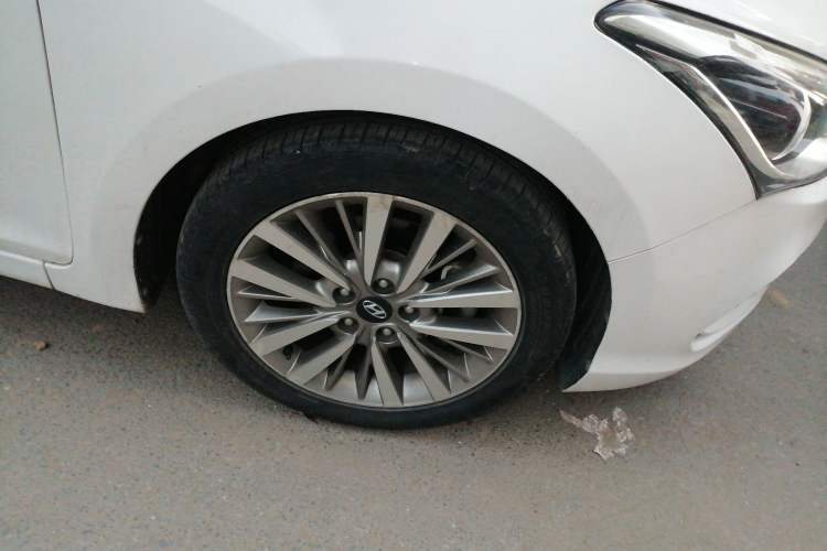 Used Hyundai Mistra 2017 1.6T Automatic Smart GLS China V Standard Right Front Wheel Hub