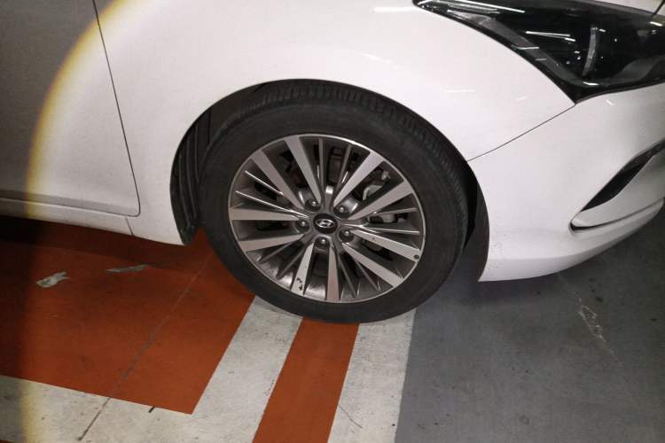 Used Hyundai Mistra 2017 1.8L Automatic Smart GLS China V Standard Right Front Wheel Hub