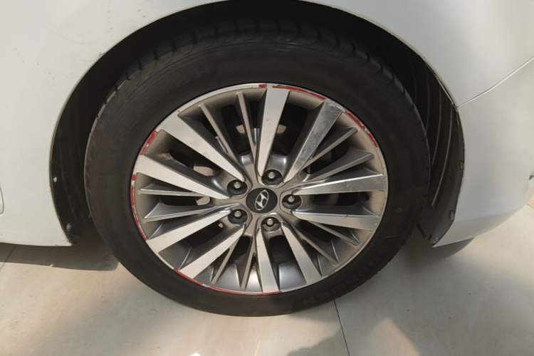 Used Hyundai Mistra 2017 1.8L Automatic Smart GLS China V Standard Right Front Wheel Hub