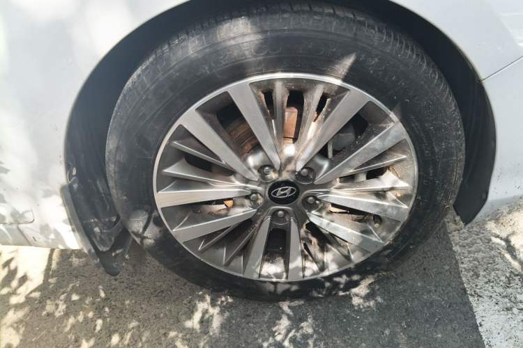 Used Hyundai Mistra 2017 1.8L Automatic Smart GLS China V Standard Right Front Wheel Hub