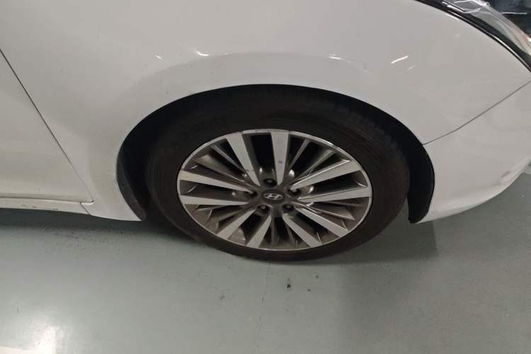 Used Hyundai Mistra 2017 1.8L Automatic Smart GLS China V Standard Right Front Wheel Hub