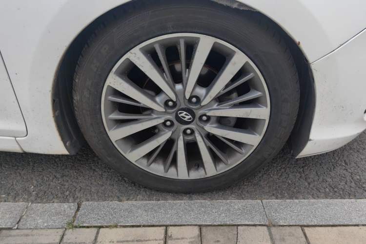 Used Hyundai Mistra 2017 1.8L Automatic Smart GLS China V Standard Right Front Wheel Hub