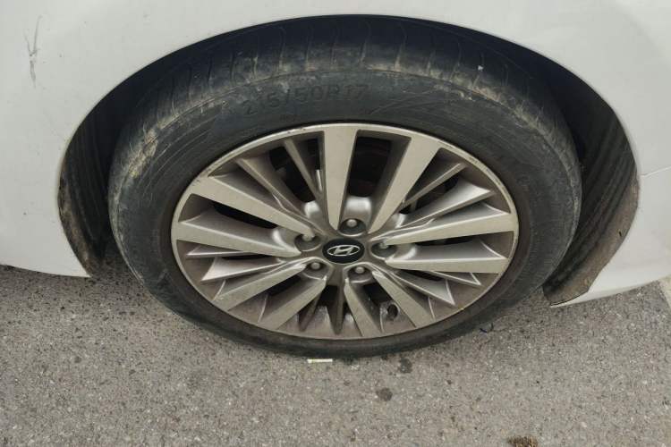 Used Hyundai Mistra 2017 1.8L Automatic Smart GLS China V Standard Right Front Wheel Hub