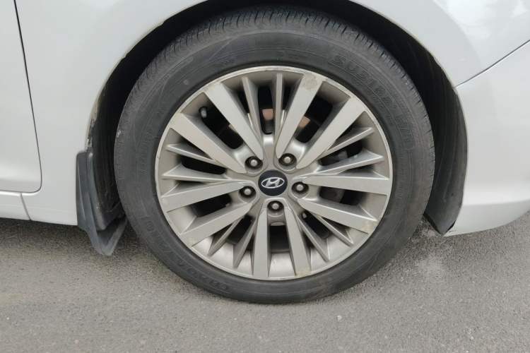 Used Hyundai Mistra 2017 1.8L Automatic Smart GLS China V Standard Right Front Wheel Hub