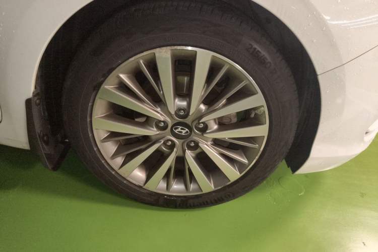 Used Hyundai Mistra 2017 1.8L Automatic Smart GLS China V Standard Right Front Wheel Hub