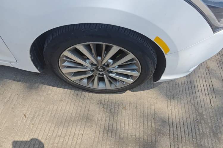 Used Hyundai Mistra 2017 1.8L Automatic Smart GLS China V Standard Right Front Wheel Hub