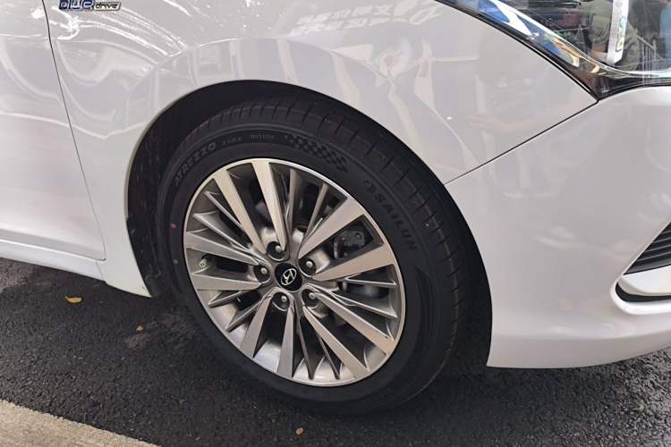 Used Hyundai Mistra 2017 1.6T Automatic Smart GLS China V Standard Right Front Wheel Hub