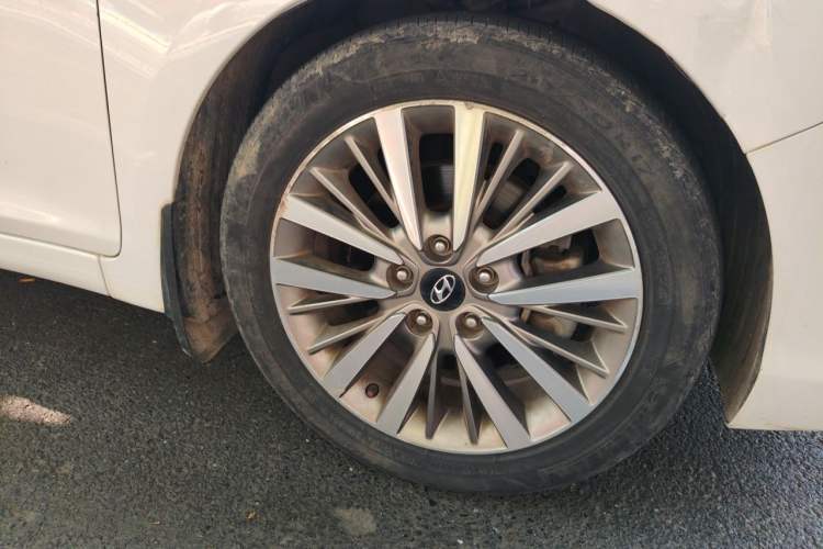 Used Hyundai Mistra 2017 1.6T Automatic Smart GLS China V Standard Right Front Wheel Hub