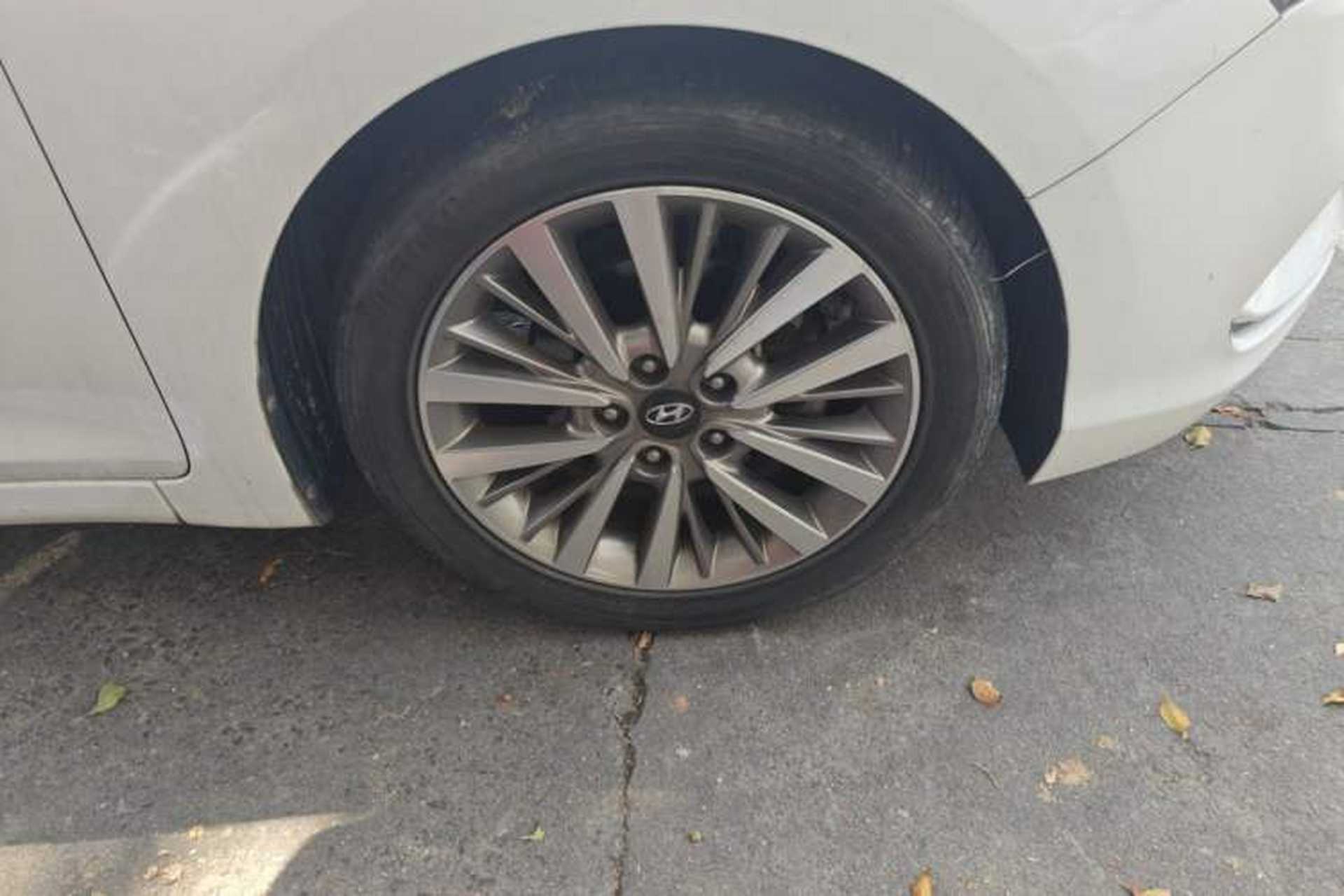 Used Hyundai Mistra 2017 1.8L Automatic Smart GLS China V Standard Right Front Wheel Hub