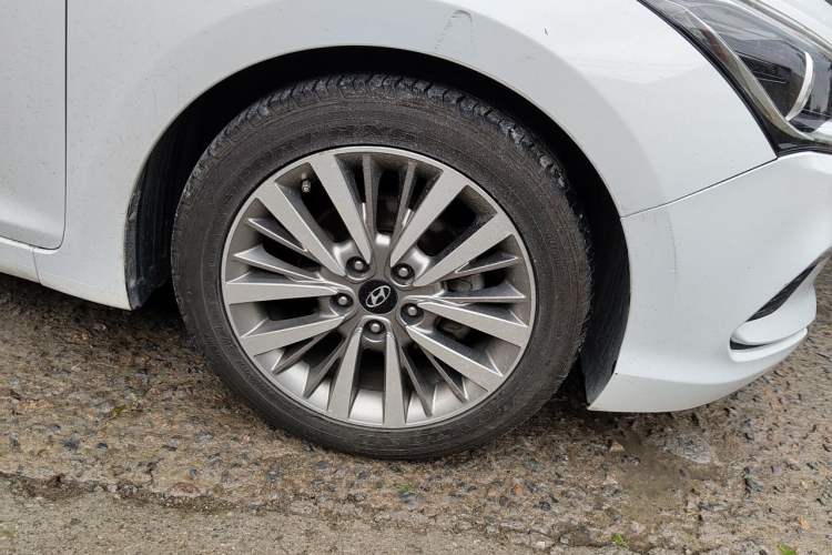 Used Hyundai Mistra 2017 1.8L Automatic Smart GLS China V Standard Right Front Wheel Hub