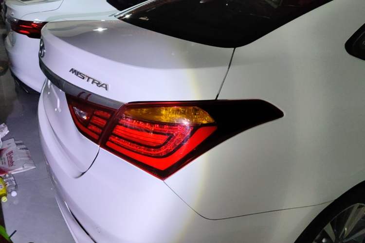 Used Hyundai Mistra 2017 1.8L Automatic Deluxe DLX Model China V Emission Standard Right Rear Taillight