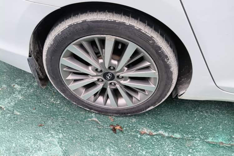 Used Hyundai Mistra 2017 1.8L Automatic Smart GLS China V Standard Right Rear Wheel Hub