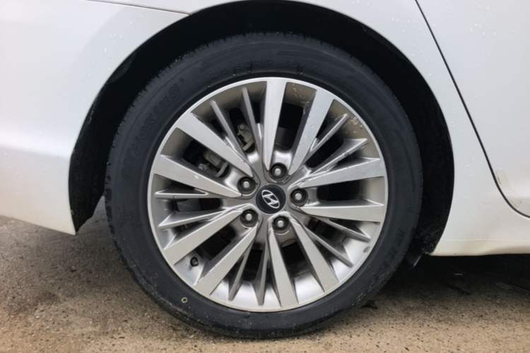 Used Hyundai Mistra 2017 1.6T Automatic Smart GLS China V Standard Right Rear Wheel Hub