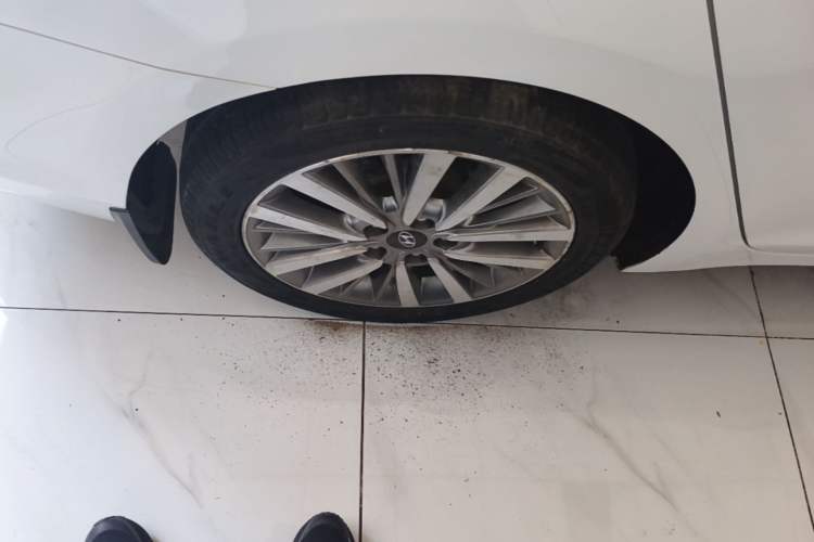 Used Hyundai Mistra 2017 1.8L Automatic Smart GLS China V Standard Right Rear Wheel Hub
