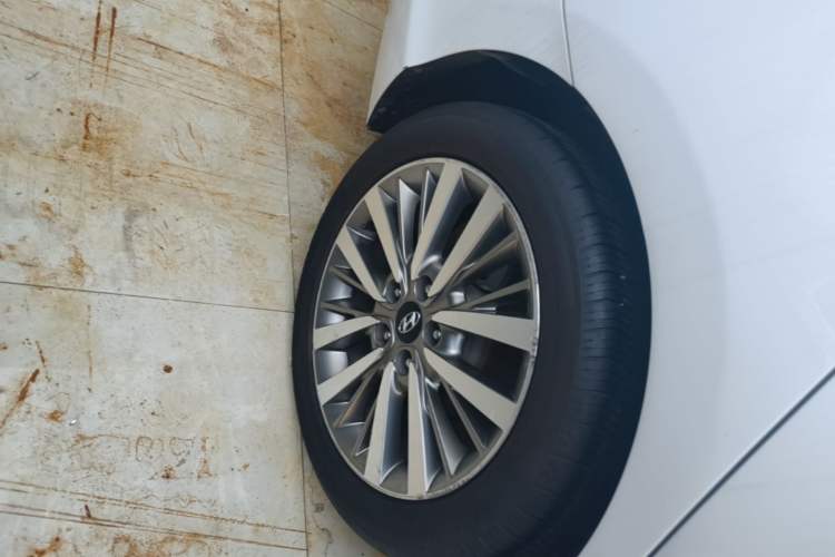 Used Hyundai Mistra 2017 1.8L Automatic Smart GLS China V Standard Right Rear Wheel Hub