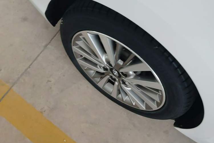 Used Hyundai Mistra 2017 1.8L Automatic Smart GLS China V Standard Right Rear Wheel Hub