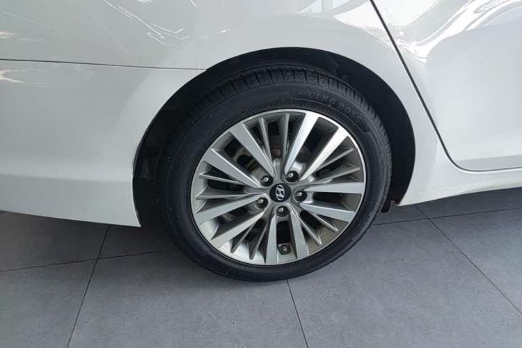 Used Hyundai Mistra 2017 1.8L Automatic Smart GLS China V Standard Right Rear Wheel Hub