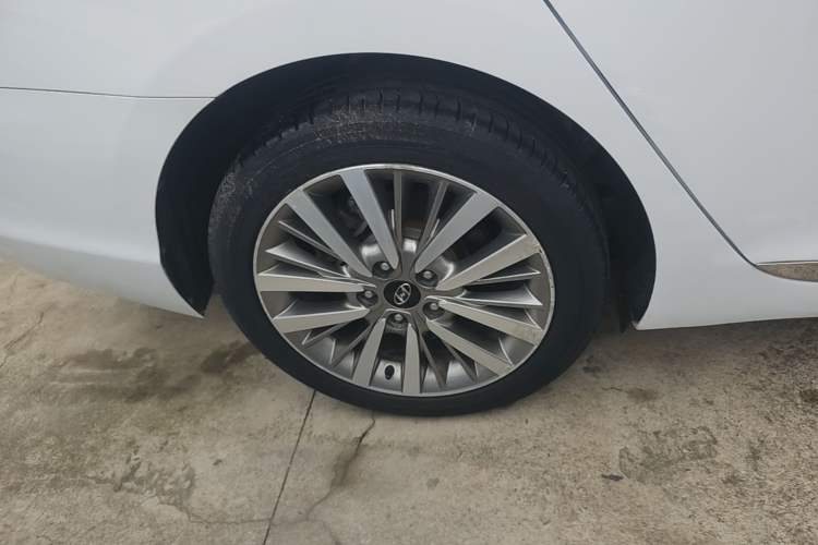 Used Hyundai Mistra 2017 1.6T Automatic Smart GLS China V Standard Right Rear Wheel Hub