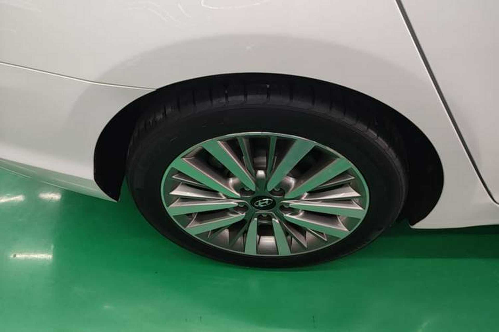 Used Hyundai Mistra 2017 1.8L Automatic Smart GLS China V Standard Right Rear Wheel Hub