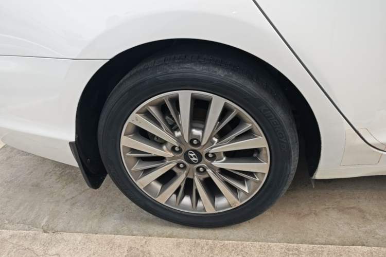 Used Hyundai Mistra 2017 1.8L Automatic Smart GLS China V Standard Right Rear Wheel Hub