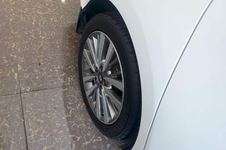 Used Hyundai Mistra 2017 1.6T Automatic Smart GLS China V Standard Right Rear Wheel Hub