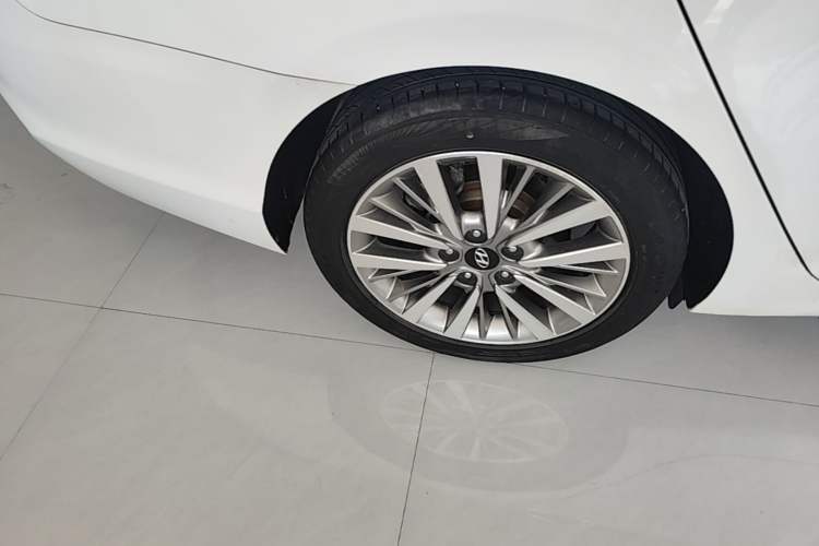 Used Hyundai Mistra 2017 1.6T Automatic Smart GLS China V Standard Right Rear Wheel Hub