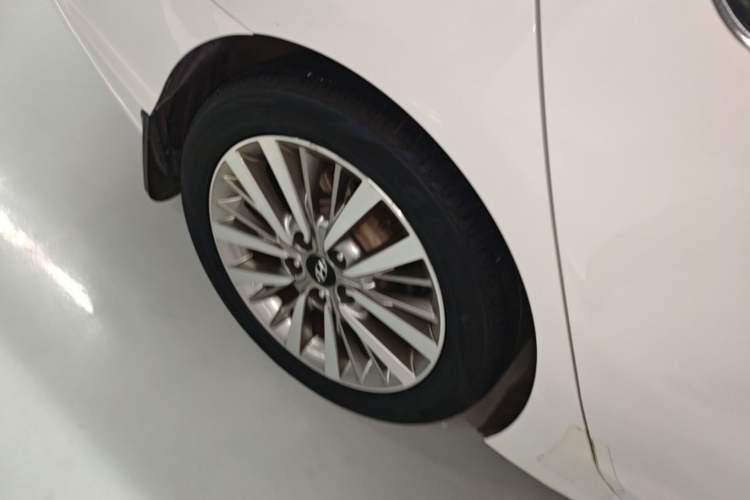 Used Hyundai Mistra 2017 1.8L Automatic Smart GLS China V Standard Right Rear Wheel Hub