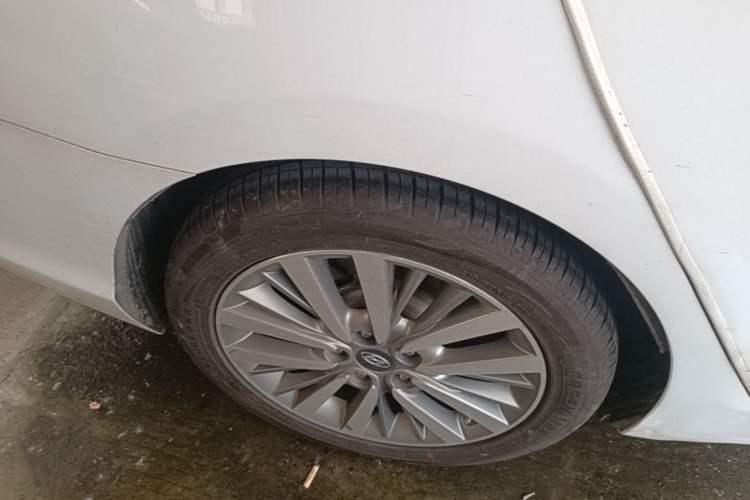 Used Hyundai Mistra 2017 1.8L Automatic Smart GLS China V Standard Right Rear Wheel Hub