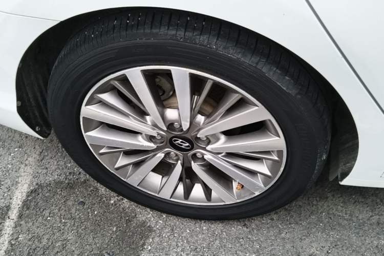 Used Hyundai Mistra 2017 1.8L Automatic Smart GLS China V Standard Right Rear Wheel Hub