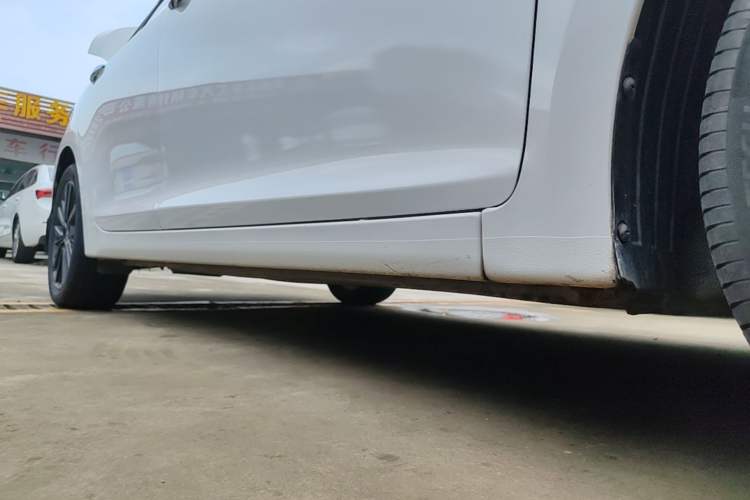 Used Hyundai Mistra 2017 1.6T Automatic Smart GLS China V Standard Right Side Sill
