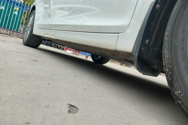 Used Hyundai Mistra 2017 1.8L Automatic Smart GLS China V Standard Right Side Sill