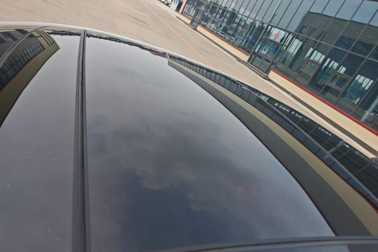 Used Hyundai Mistra 2017 1.8L Automatic Deluxe DLX Model China V Emission Standard Roof