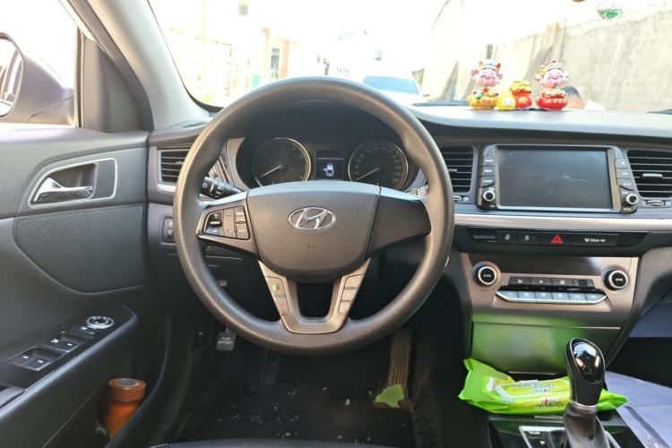 Used Hyundai Mistra 2017 1.6T Automatic Smart GLS China V Standard Steering Wheel