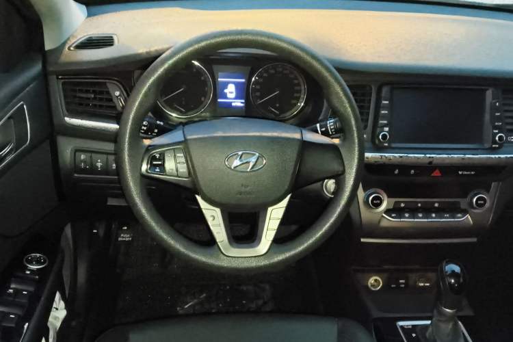 Used Hyundai Mistra 2017 1.8L Automatic Smart GLS China V Standard Steering Wheel