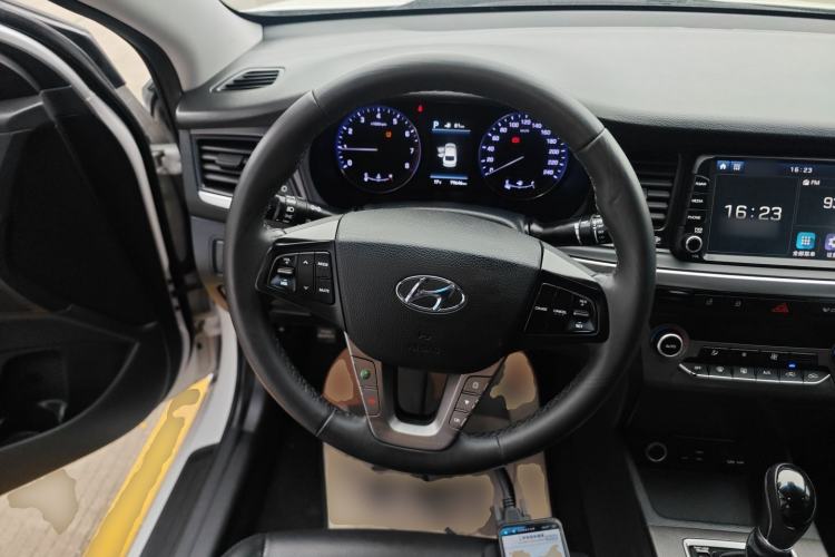 Used Hyundai Mistra 2017 1.8L Automatic Deluxe DLX Model China V Emission Standard Steering Wheel