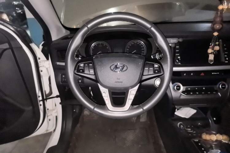 Used Hyundai Mistra 2017 1.8L Automatic Deluxe DLX Model China V Emission Standard Steering Wheel