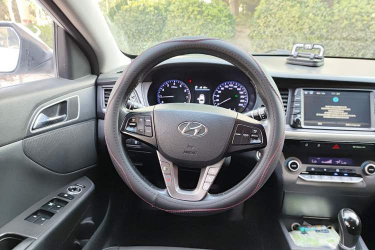 Used Hyundai Mistra 2017 1.8L Automatic Deluxe DLX Model China V Emission Standard Steering Wheel