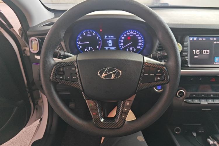Used Hyundai Mistra 2017 1.8L Automatic Smart GLS China V Standard Steering Wheel