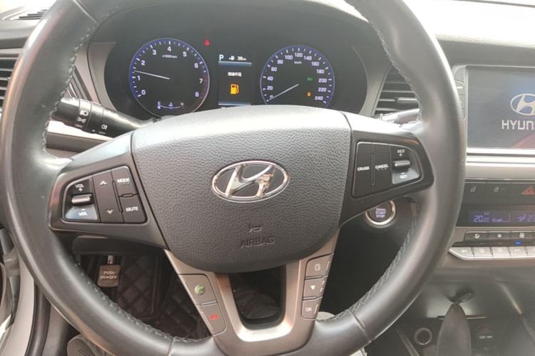 Used Hyundai Mistra 2017 1.8L Automatic Deluxe DLX Model China V Emission Standard Steering Wheel