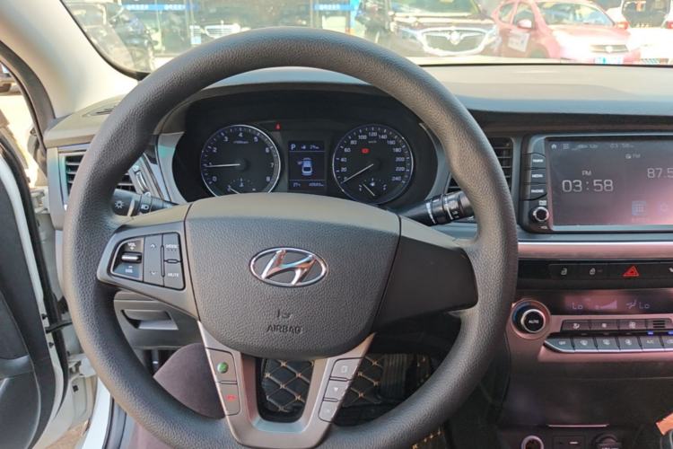 Used Hyundai Mistra 2017 1.8L Automatic Smart GLS China V Standard Steering Wheel
