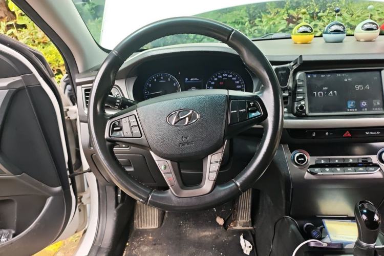 Used Hyundai Mistra 2017 1.8L Automatic Deluxe DLX Model China V Emission Standard Steering Wheel