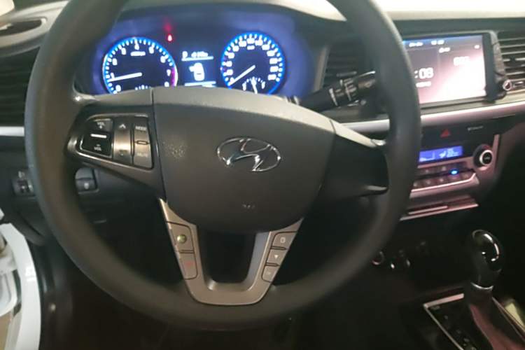 Used Hyundai Mistra 2017 1.8L Automatic Smart GLS China V Standard Steering Wheel