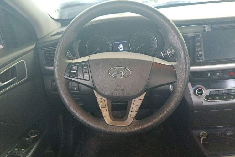 Used Hyundai Mistra 2017 1.8L Automatic Smart GLS China V Standard Steering Wheel