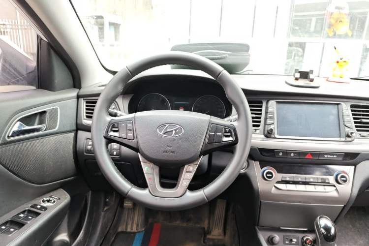 Used Hyundai Mistra 2017 1.8L Automatic Deluxe DLX Model China V Emission Standard Steering Wheel