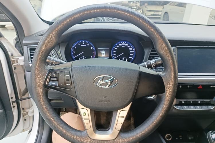 Used Hyundai Mistra 2017 1.8L Automatic Smart GLS China V Standard Steering Wheel
