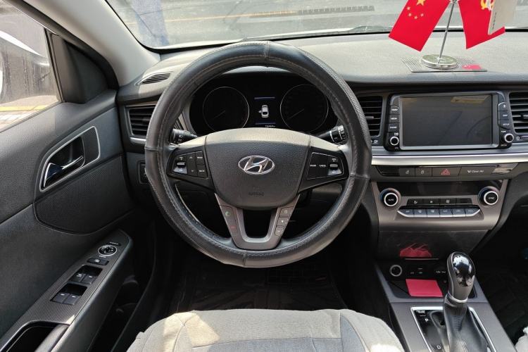 Used Hyundai Mistra 2017 1.6T Automatic Flagship Model TOP China V Emission Standard Steering Wheel