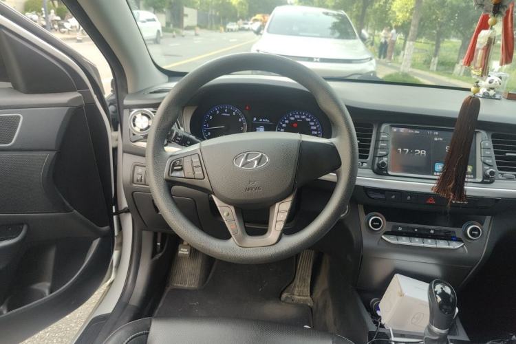Used Hyundai Mistra 2017 1.6T Automatic Smart GLS China V Standard Steering Wheel