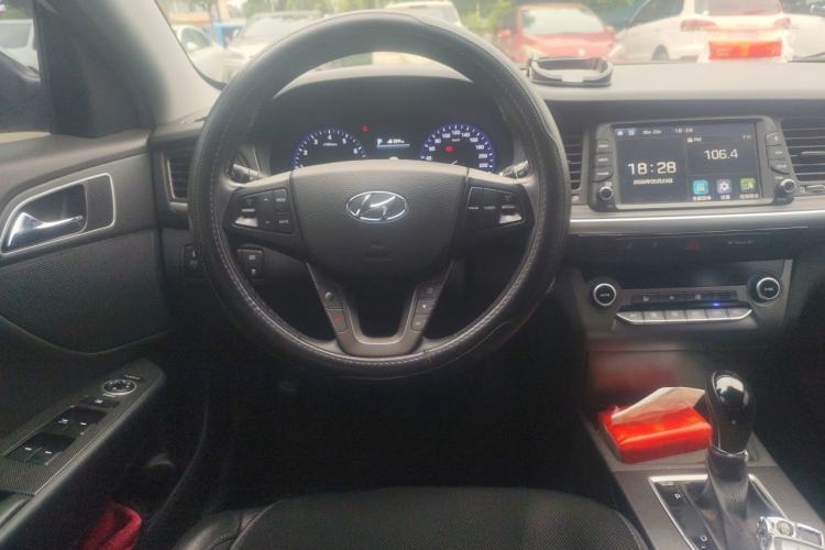 Used Hyundai Mistra 2017 1.8L Automatic Deluxe DLX Model China V Emission Standard Steering Wheel